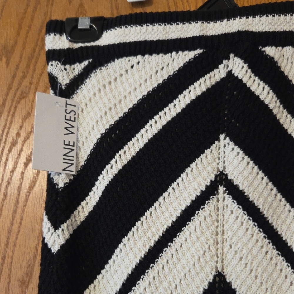 Nine West Black and White Chevron Maxi Skirt - Picture 2 of 6